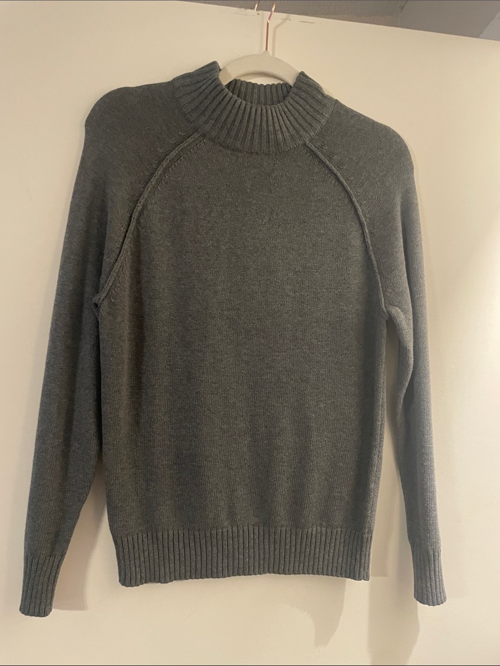 Soft Ribbed Mock Turtleneck Sweater - Gray